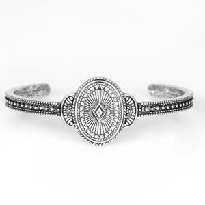 Paparazzi Savannah Sunset Silver Bracelet